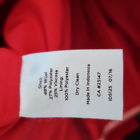 Great red above knee skirt, wool - Picture 4 of 4